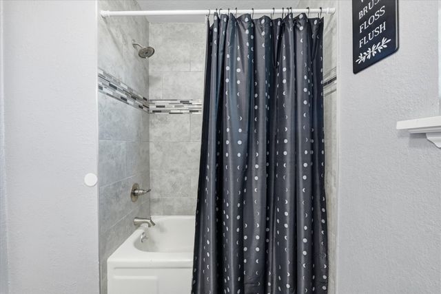 1728 S Bent Tree Trail, Grand Prairie, TX 75052