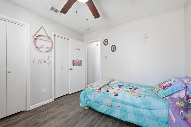 1728 S Bent Tree Trail, Grand Prairie, TX 75052