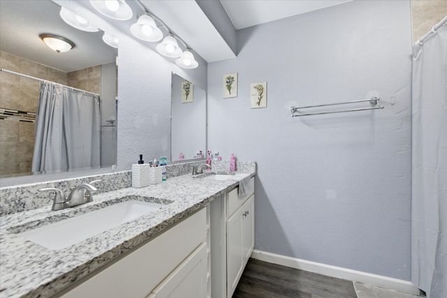 1728 S Bent Tree Trail, Grand Prairie, TX 75052