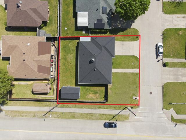 1728 S Bent Tree Trail, Grand Prairie, TX 75052