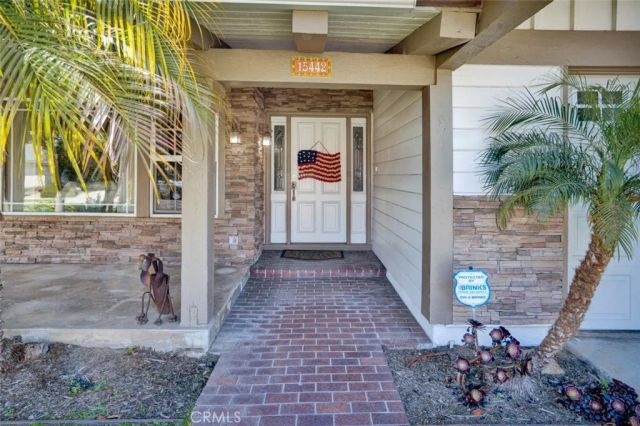 15442 Eiffel, Irvine, CA 92604
