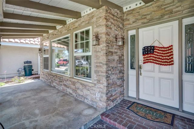 15442 Eiffel, Irvine, CA 92604