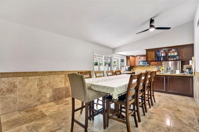 15442 Eiffel, Irvine, CA 92604