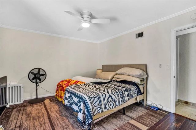 15442 Eiffel, Irvine, CA 92604