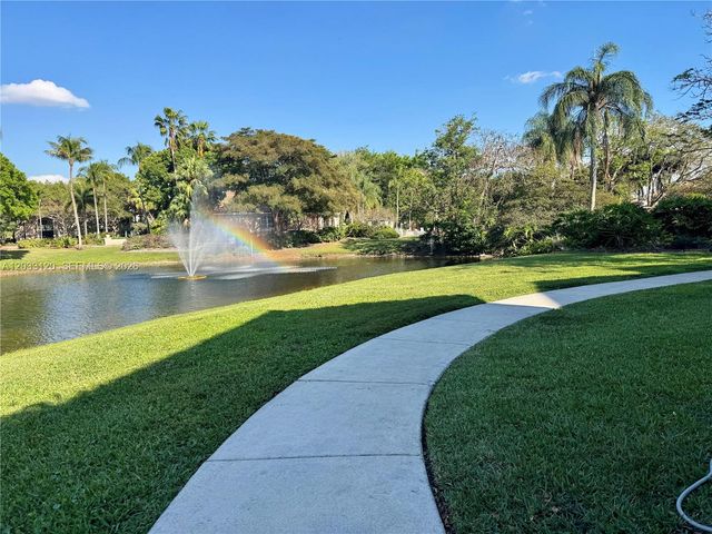 12142 Saint Andrews Pl 107, Miramar, FL 33025