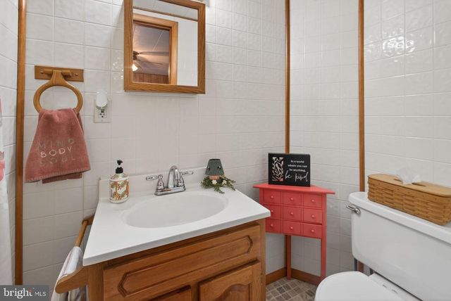 135 S WASHINGTON ST, Boyertown, PA 19512