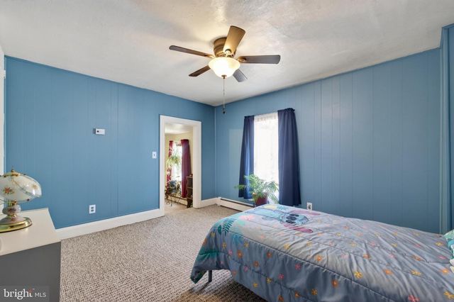 135 S WASHINGTON ST, Boyertown, PA 19512