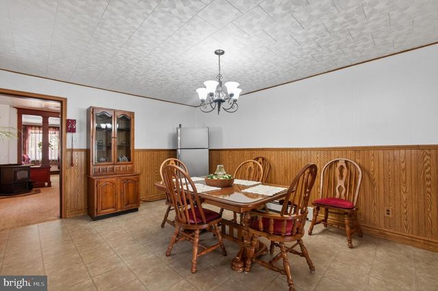 135 S WASHINGTON ST, Boyertown, PA 19512