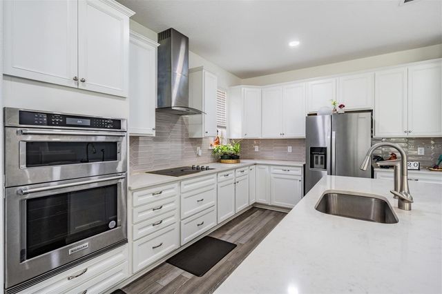 9405 IBIS GROVE BOULEVARD, Wesley Chapel, FL 33545