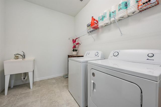 9405 IBIS GROVE BOULEVARD, Wesley Chapel, FL 33545