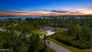 902 Captain Way, Panama City, FL 32404