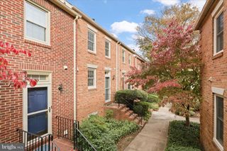 441 OLD TOWN CT, Alexandria, VA 22314