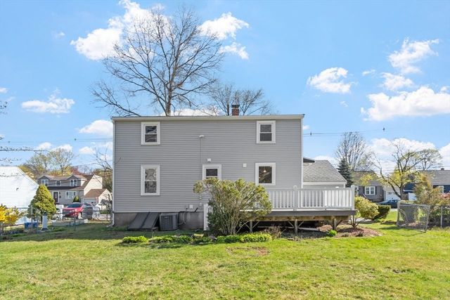 44 Dexter Street, Peabody, MA 01960