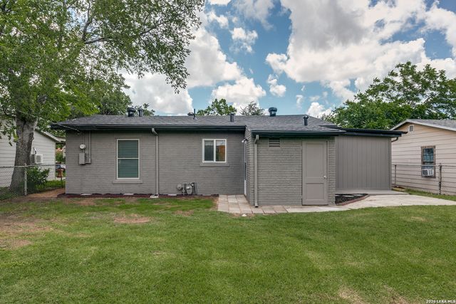1007 LA MANDA BLVD, San Antonio, TX 78201