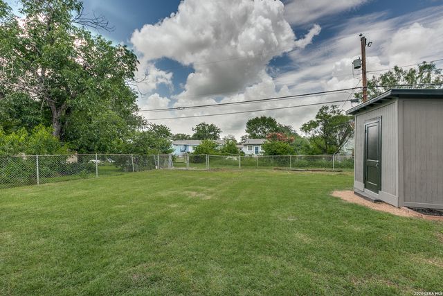 1007 LA MANDA BLVD, San Antonio, TX 78201