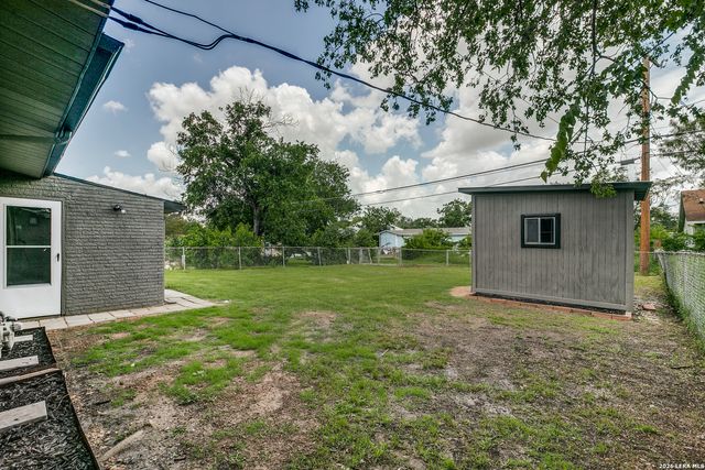 1007 LA MANDA BLVD, San Antonio, TX 78201