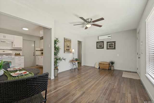 1007 LA MANDA BLVD, San Antonio, TX 78201