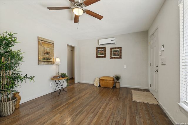 1007 LA MANDA BLVD, San Antonio, TX 78201