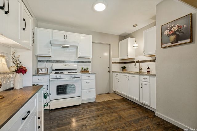 1007 LA MANDA BLVD, San Antonio, TX 78201
