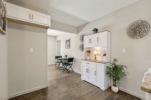 1007 LA MANDA BLVD, San Antonio, TX 78201
