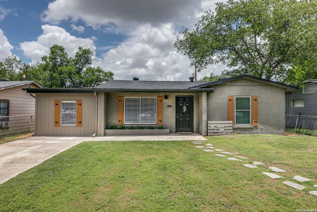 1007 LA MANDA BLVD, San Antonio, TX 78201