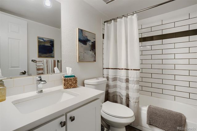 12093 W Cross Drive 107, Littleton, CO 80127