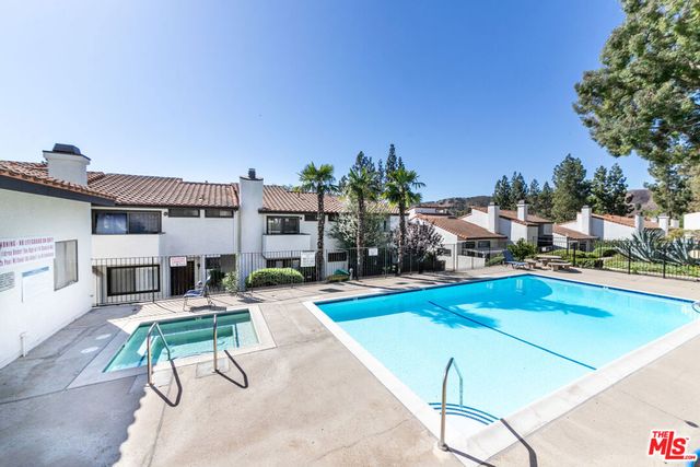 91 Helecho Court, Thousand Oaks, CA 91362