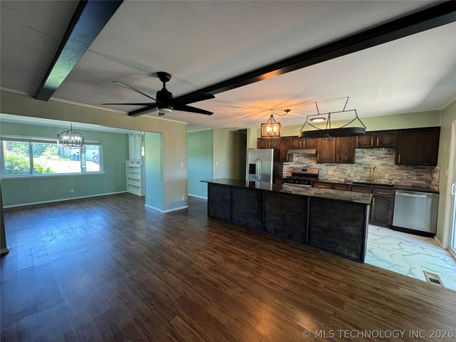 672 N 28th West Place, Tulsa, OK 74127