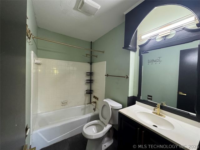 672 N 28th West Place, Tulsa, OK 74127