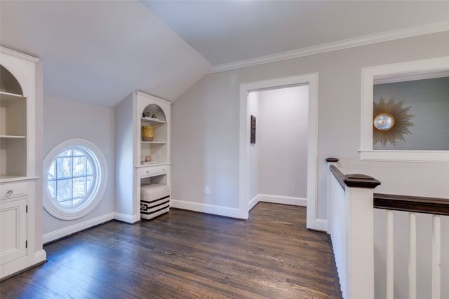 6908 Lakeshore Drive, Dallas, TX 75214