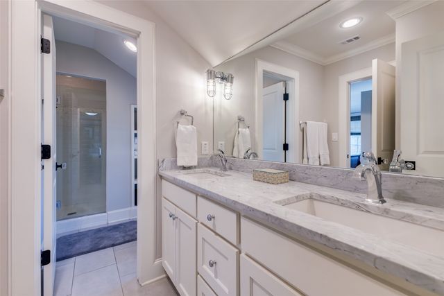 6908 Lakeshore Drive, Dallas, TX 75214