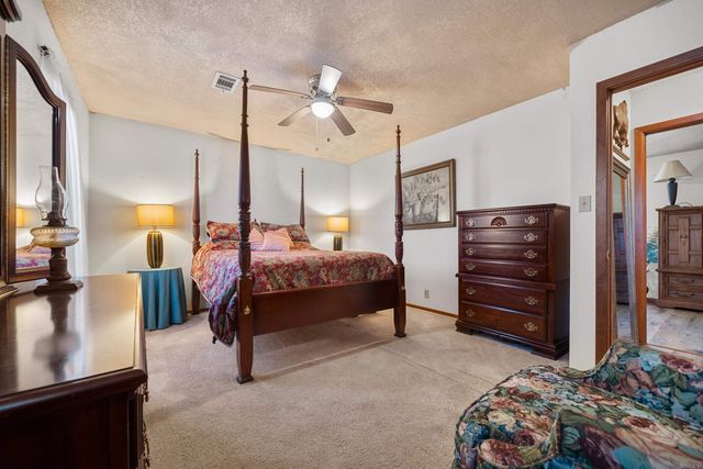 209 Fortress Lane, Hot Springs, AR 71913