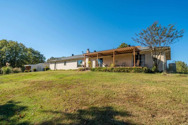 209 Fortress Lane, Hot Springs, AR 71913