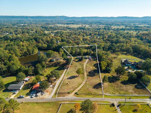 209 Fortress Lane, Hot Springs, AR 71913