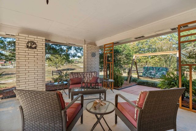 209 Fortress Lane, Hot Springs, AR 71913
