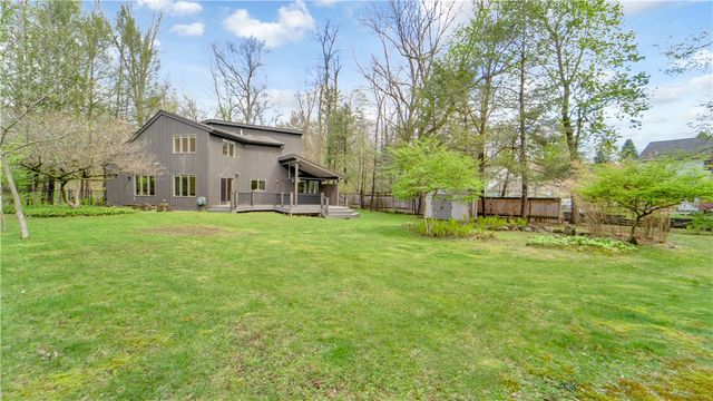 182 Park Rd Road, Perinton, NY 14534