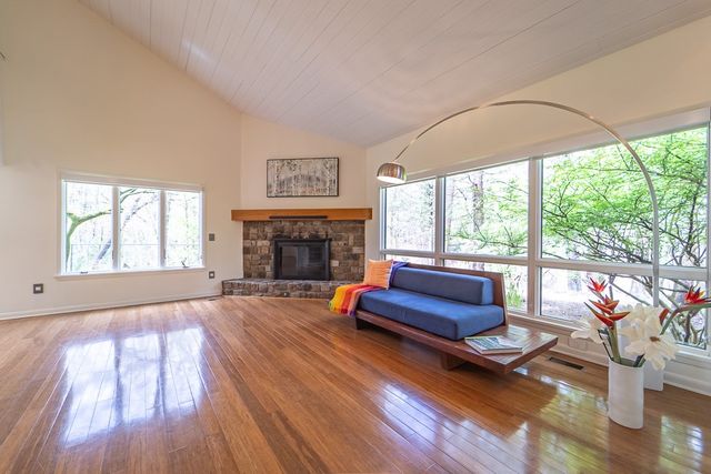 182 Park Rd Road, Perinton, NY 14534