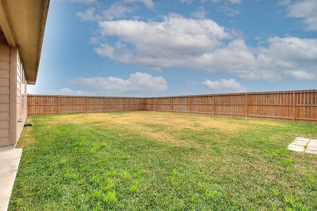 1330 Trent Park, Corpus Christi, TX 78415