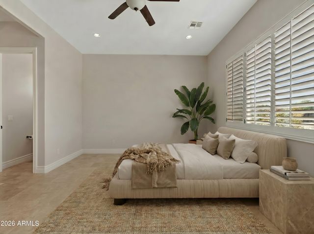 1913 W Laurie Lane, San Tan Valley, AZ 85144