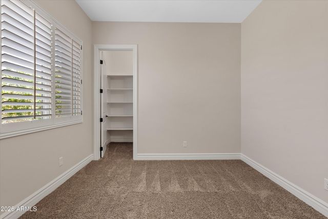 1913 W Laurie Lane, San Tan Valley, AZ 85144