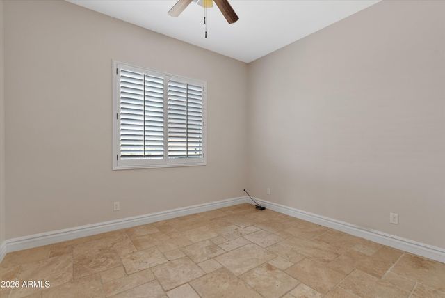 1913 W Laurie Lane, San Tan Valley, AZ 85144