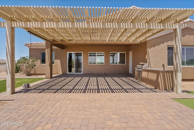 1913 W Laurie Lane, San Tan Valley, AZ 85144