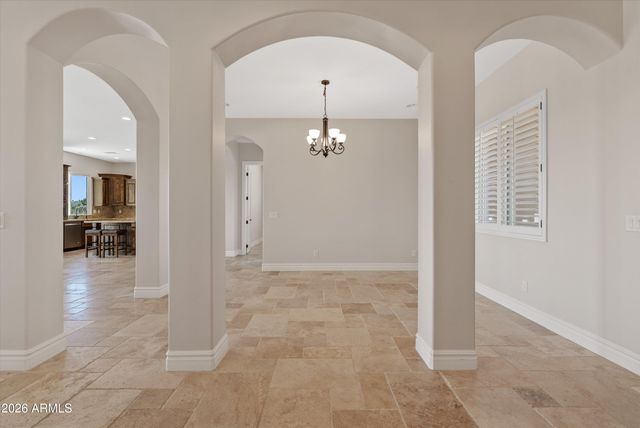1913 W Laurie Lane, San Tan Valley, AZ 85144