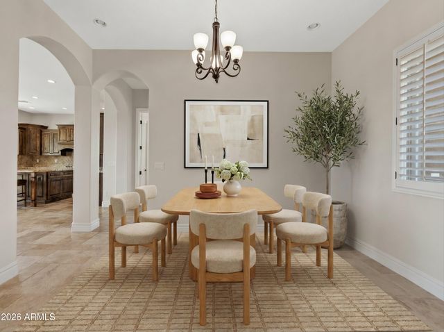 1913 W Laurie Lane, San Tan Valley, AZ 85144