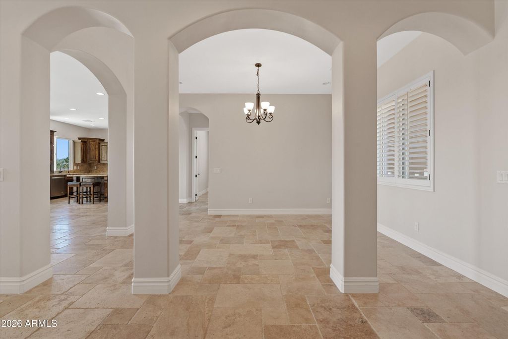 Image 4 of property listing at 1913 W Laurie Lane, San Tan Valley, AZ 85144
