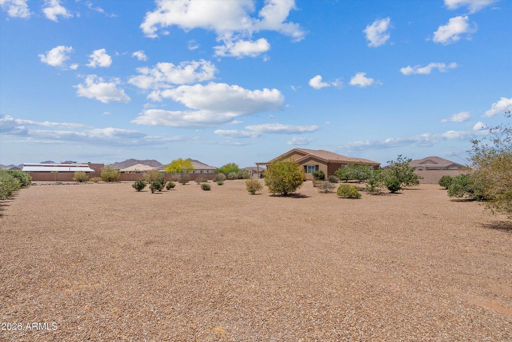 Image 41 of property listing at 1913 W Laurie Lane, San Tan Valley, AZ 85144