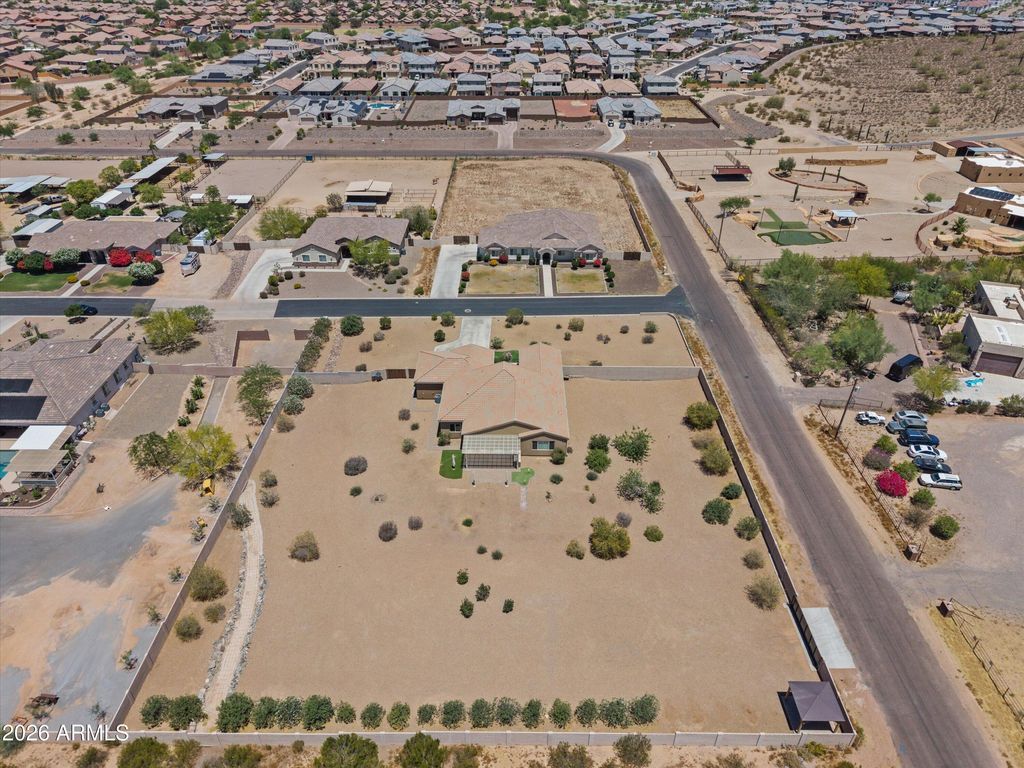 Image 48 of property listing at 1913 W Laurie Lane, San Tan Valley, AZ 85144