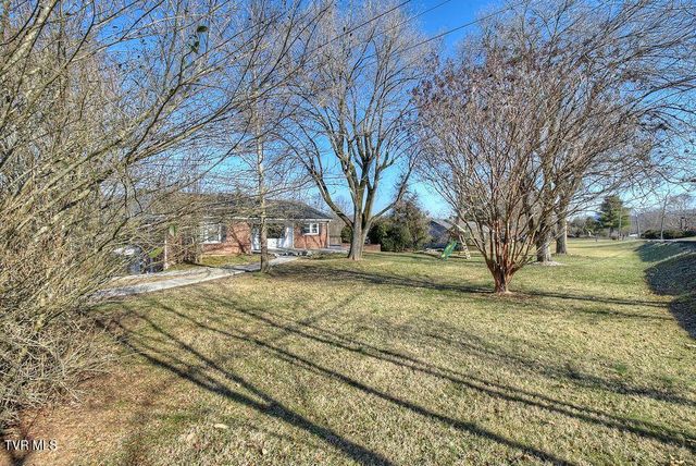 329 Old Stage Trail, Bristol, TN 37620