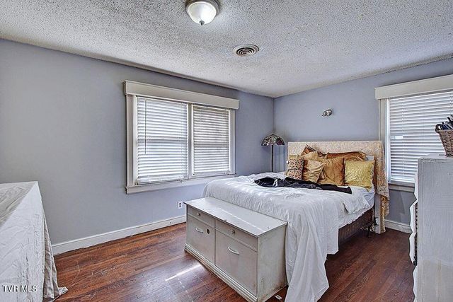 329 Old Stage Trail, Bristol, TN 37620