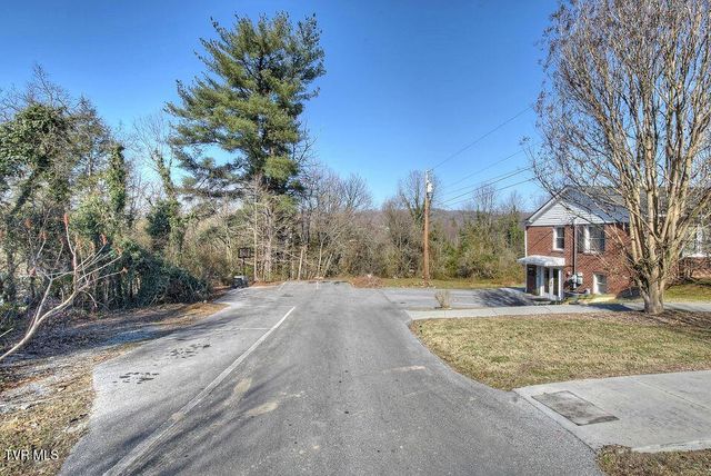 329 Old Stage Trail, Bristol, TN 37620